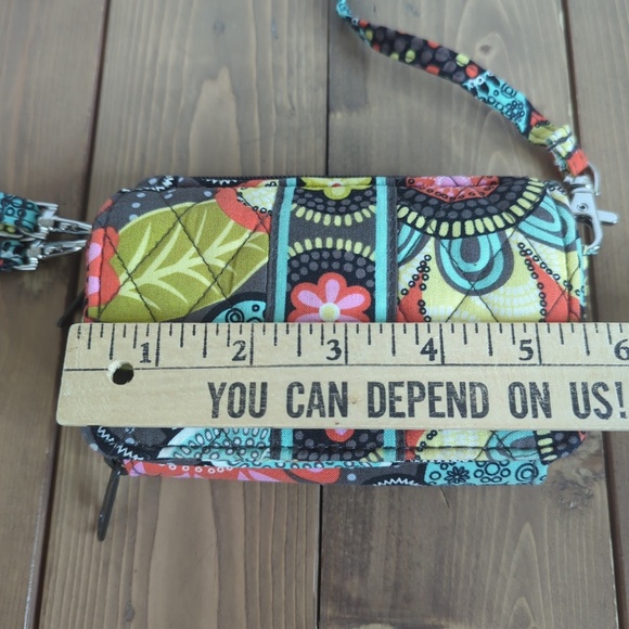Vera Bradley Colourful Floral Paisley ID Wallet/Crossbody Bag - Picture 4 of 8